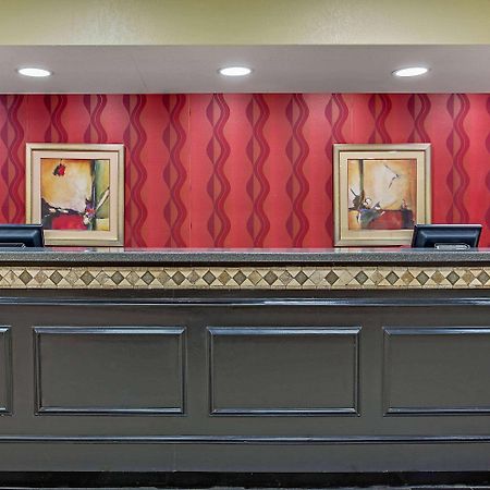 La Quinta By Wyndham Canton Ms Экстерьер фото