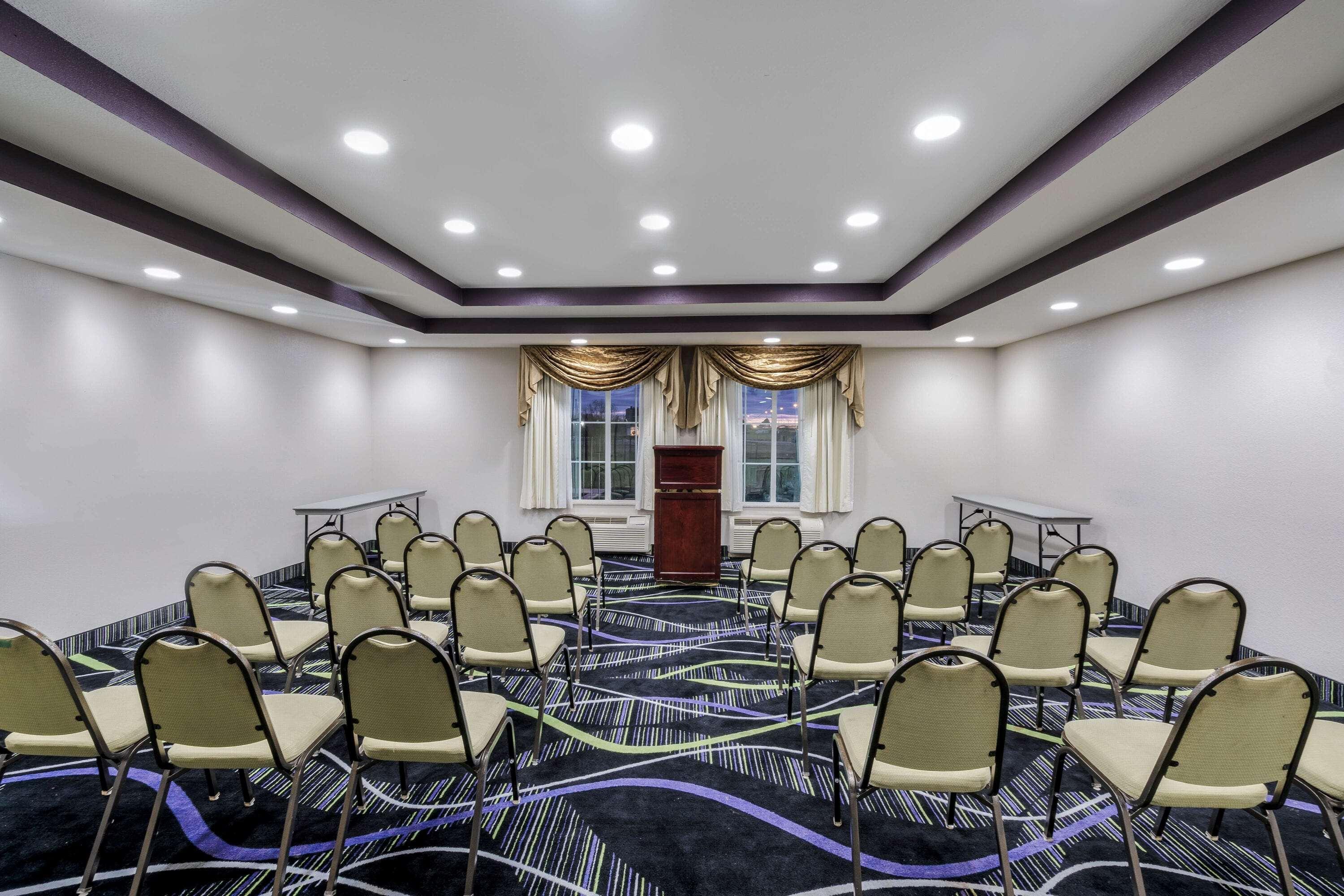 La Quinta By Wyndham Canton Ms Экстерьер фото
